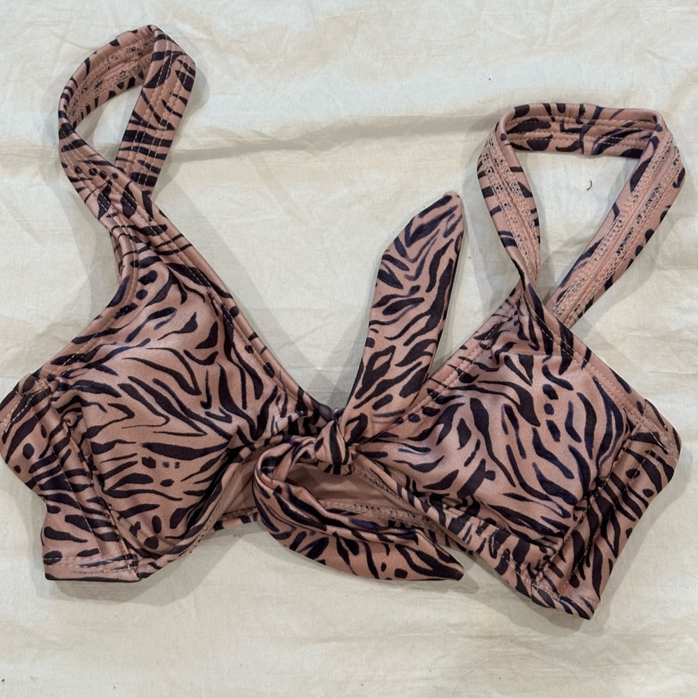 Pink cheetah Bikini Top